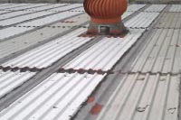 Cubierta Típica deTragaluces Acanalados